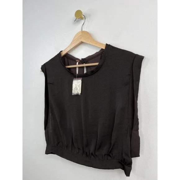 Free People Remi Draped Cap Sleeve Crop Top Elastic Hem Chocolate Sz: Large NWT - Picture 4 of 11